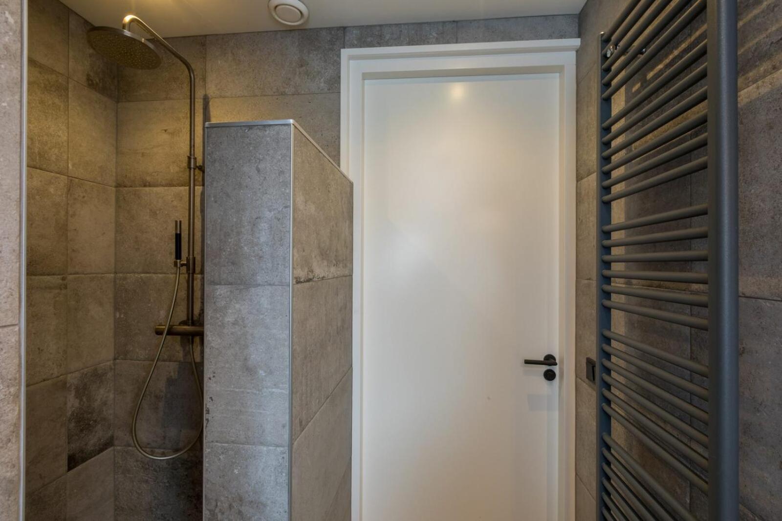 Luxe Appartement - Ooststraat 18B | Домбург Екстериор снимка